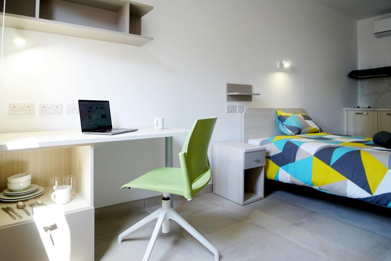 Campus Hub Albergue Msida Exterior foto