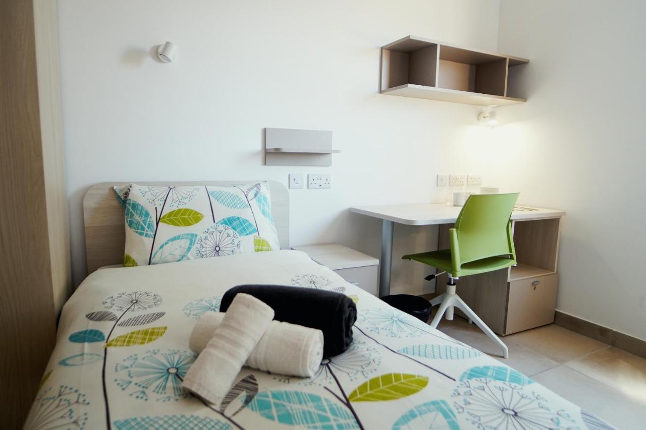 Campus Hub Albergue Msida Exterior foto